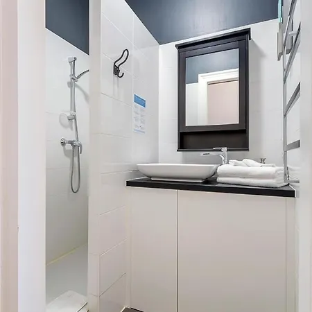 Republique - Furnished - Downtown