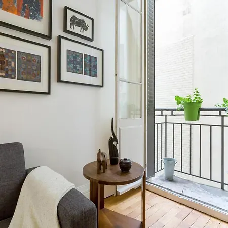 Republique - Furnished - Downtown * ליון